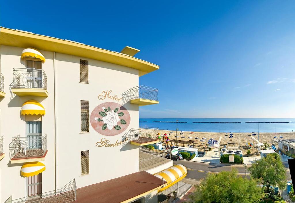 Hotel Gardenia 벨레지아아지마리나 외부 사진