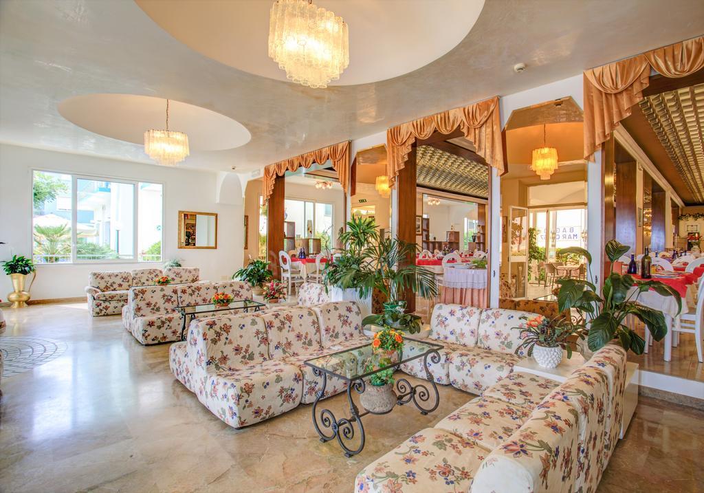 Hotel Gardenia 벨레지아아지마리나 외부 사진